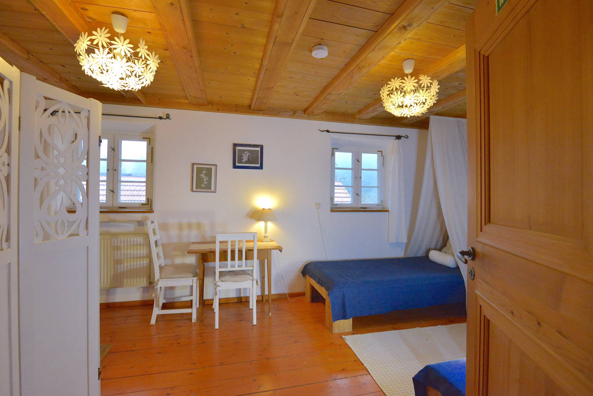 BIRACH_2-Bett Zimmer